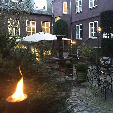 Provence Hotel 4*